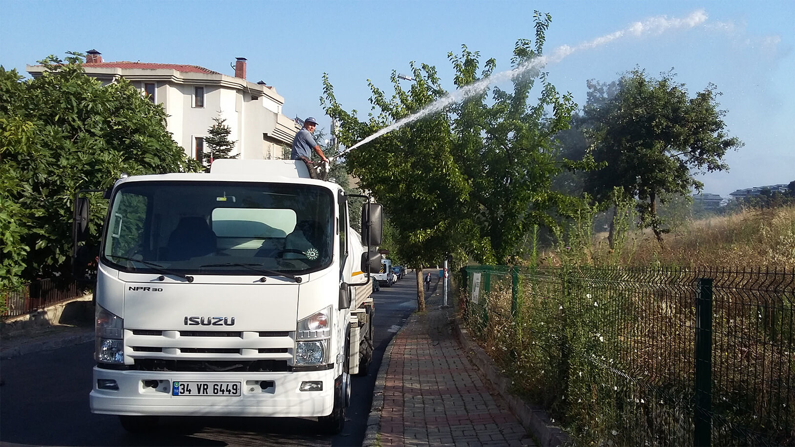 Ümraniye'de site ve konutlara tanker su servisi